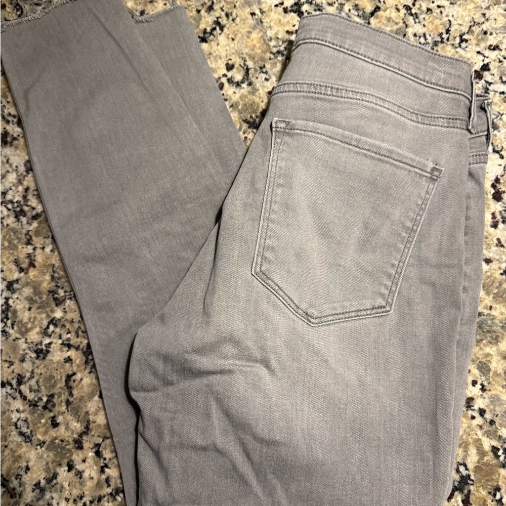 Banana Republic Women's Light Gray Skinny Jeans size 30